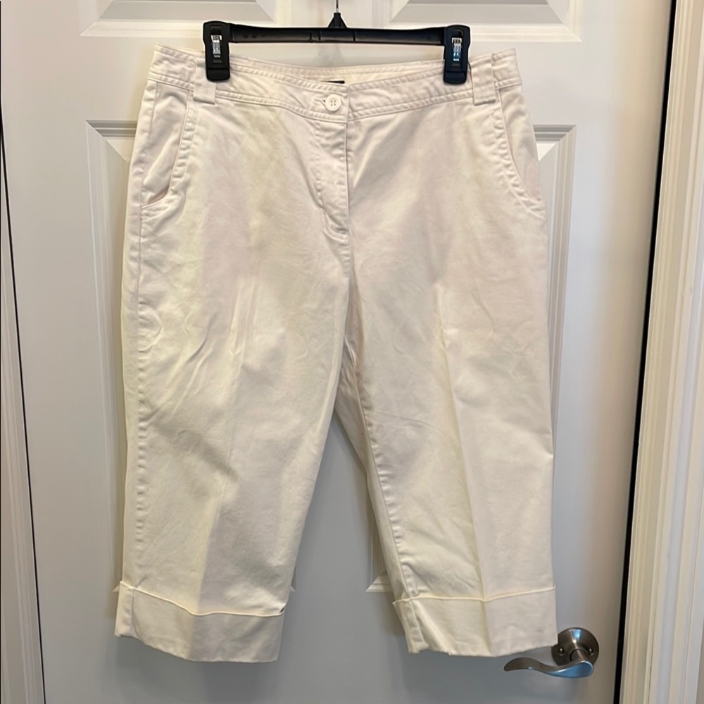 a.n.a. White cuffed Capris EUC 14 - Picture 2 of 15